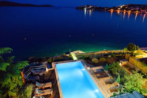 Night, Sea view, Swimming pool