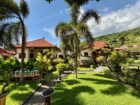 Property building, Garden