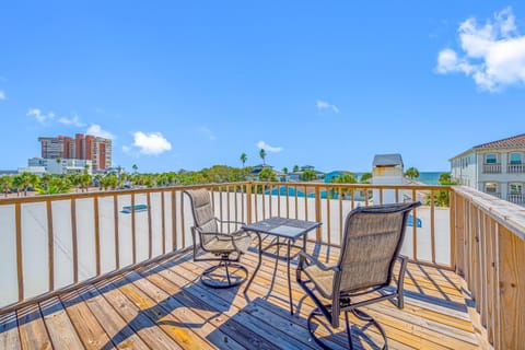 Carousel Suites -Redington Shores Apartment in Redington Shores