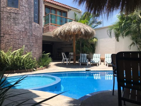 Sauna, Swimming pool