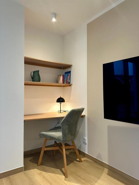 TV and multimedia, Living room, Seating area