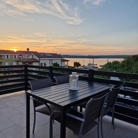 Balcony/Terrace, Dining area, Sea view