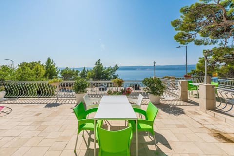 Property building, Balcony/Terrace