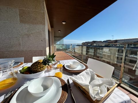 CANELAS CLASS con AMPLIAS TERRAZAS Apartment in Portonovo