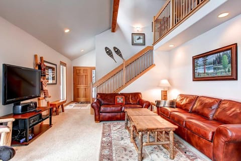 Village Townhome: Views, Location Apartment in Frisco