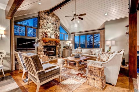 Boulder Ridge Haus: Slopeside Elegance House in Breckenridge