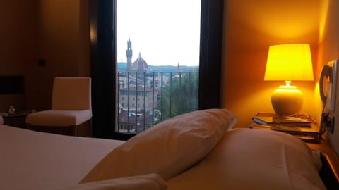 Balcony/Terrace, Photo of the whole room, Bedroom, City view