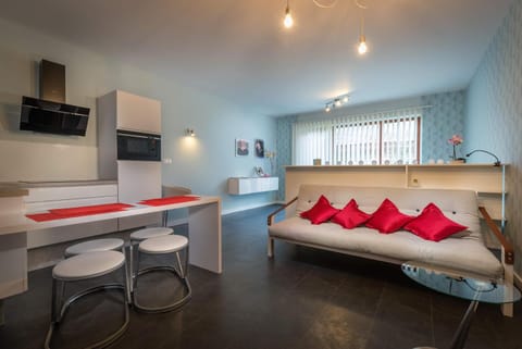 Kitchen or kitchenette, Living room, Dining area, Bedroom