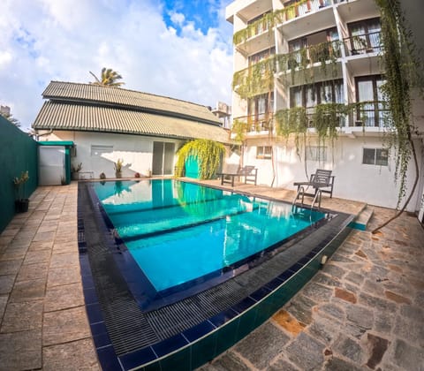 Property building, Swimming pool