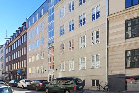 CITY LUX APARTMENT, 2 FULL BATHROOMs Apartment in Frederiksberg