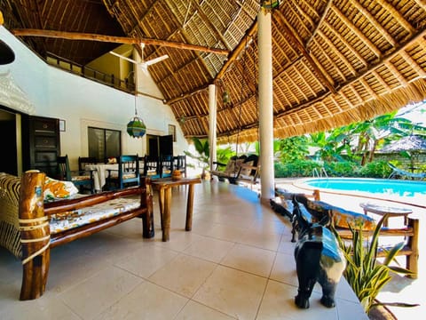 Lounge or bar, Dining area, Pool view