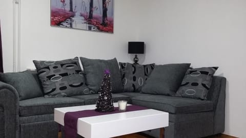 Living room, Bedroom