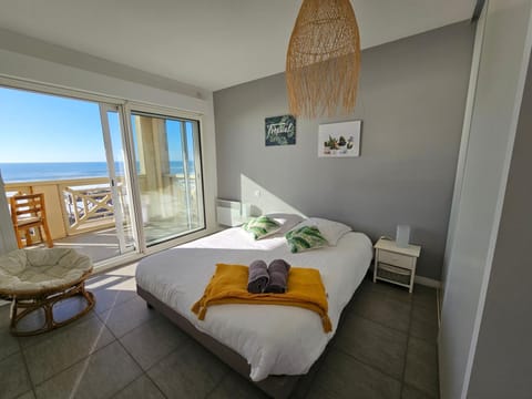 Bedroom, Sea view