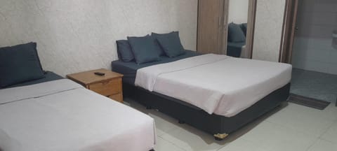 Nuka Beach Inn Hostel in Kuta