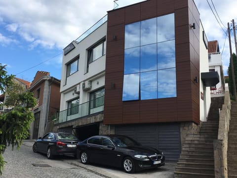 Apel Luxury Apartment in Serbia