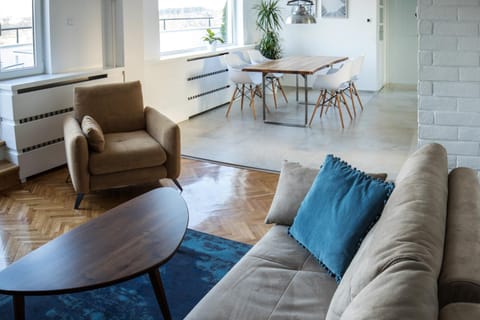 Living room, Dining area