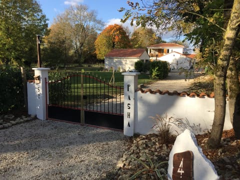 Property building, Facade/entrance, Day, Garden