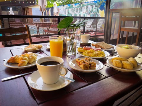 Breakfast, Continental breakfast
