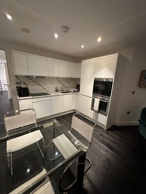 Gunwharf Quays Harbour Apartments Apartment in Portsmouth