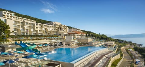 Property building, Swimming pool