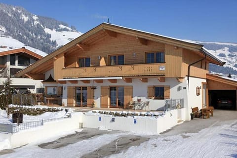 Property building, Winter, Mountain view