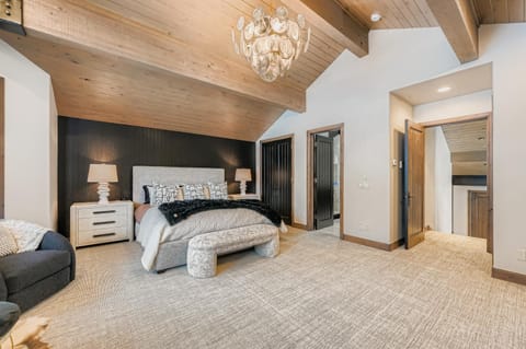 Lucky Star Apartment at Belle Arbor House in Park City