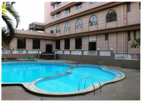 Property building, Swimming pool