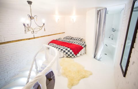 Bed, Day, People, Other, Other, Photo of the whole room, Decorative detail, Bedroom, On site, Area and facilities, Family