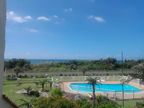 Day, Natural landscape, Garden view, Pool view, Swimming pool