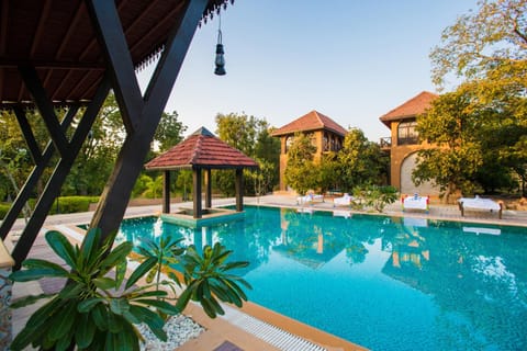 Swimming pool, Swimming pool