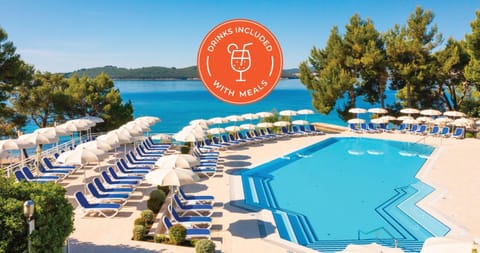 Day, Pool view, Swimming pool, sunbed