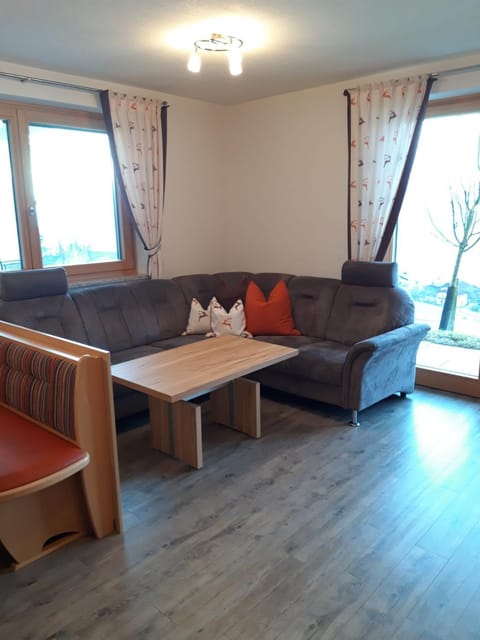 Gasthof Pension Hetzenbichl Apartment in Salzburgerland