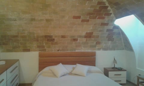Bed, Bedroom, Sunset