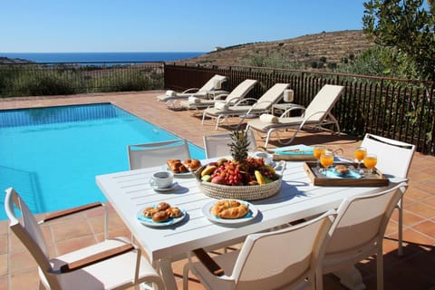 Balcony/Terrace, Pool view, Sea view, Swimming pool