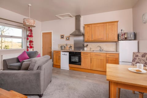 Living room, Dining area, kitchen