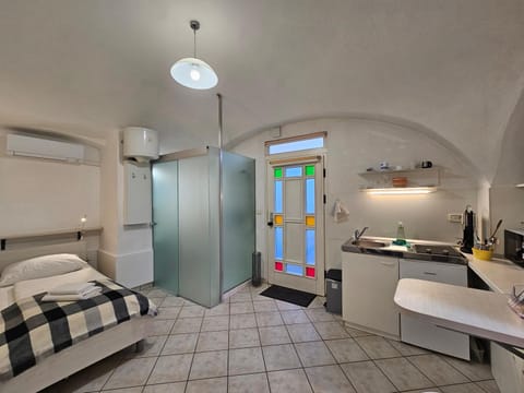 Property building, Bed, Kitchen or kitchenette