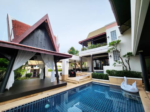 Property building, Swimming pool