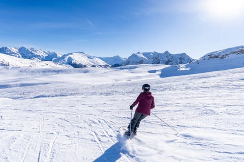 Day, Natural landscape, Winter, Skiing