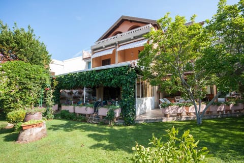 Garden, Balcony/Terrace, Garden view