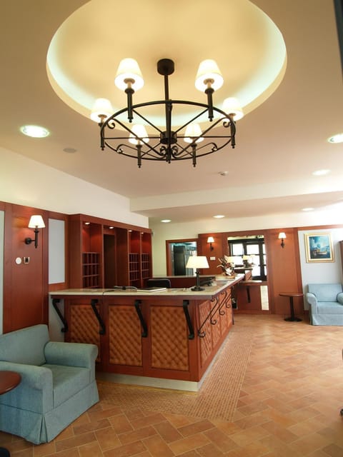 Lobby or reception, Seating area