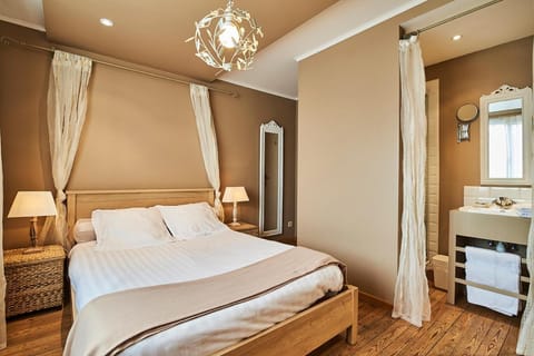 Full House Hotel Hotel in Flanders