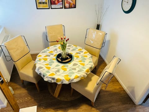 Arden Holiday Lettings House in Stratford-upon-Avon