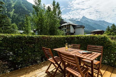 Balcony/Terrace, Mountain view