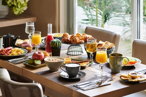 Breakfast, Continental breakfast