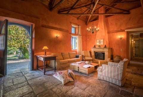 Living room, Garden view