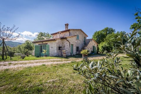 Il Colle sulla Flaminia House in Umbria