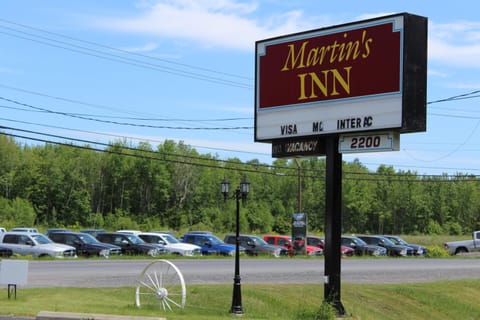 Martin's Inn Motel in Cornwall