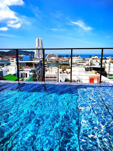 Pool view, Swimming pool