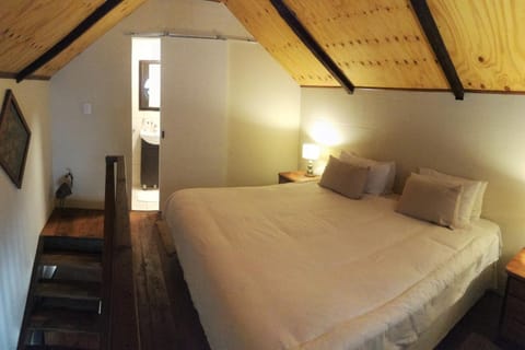 Newlands Guest House Bed and Breakfast in Cape Town