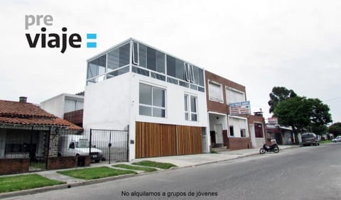 Property building, Neighbourhood